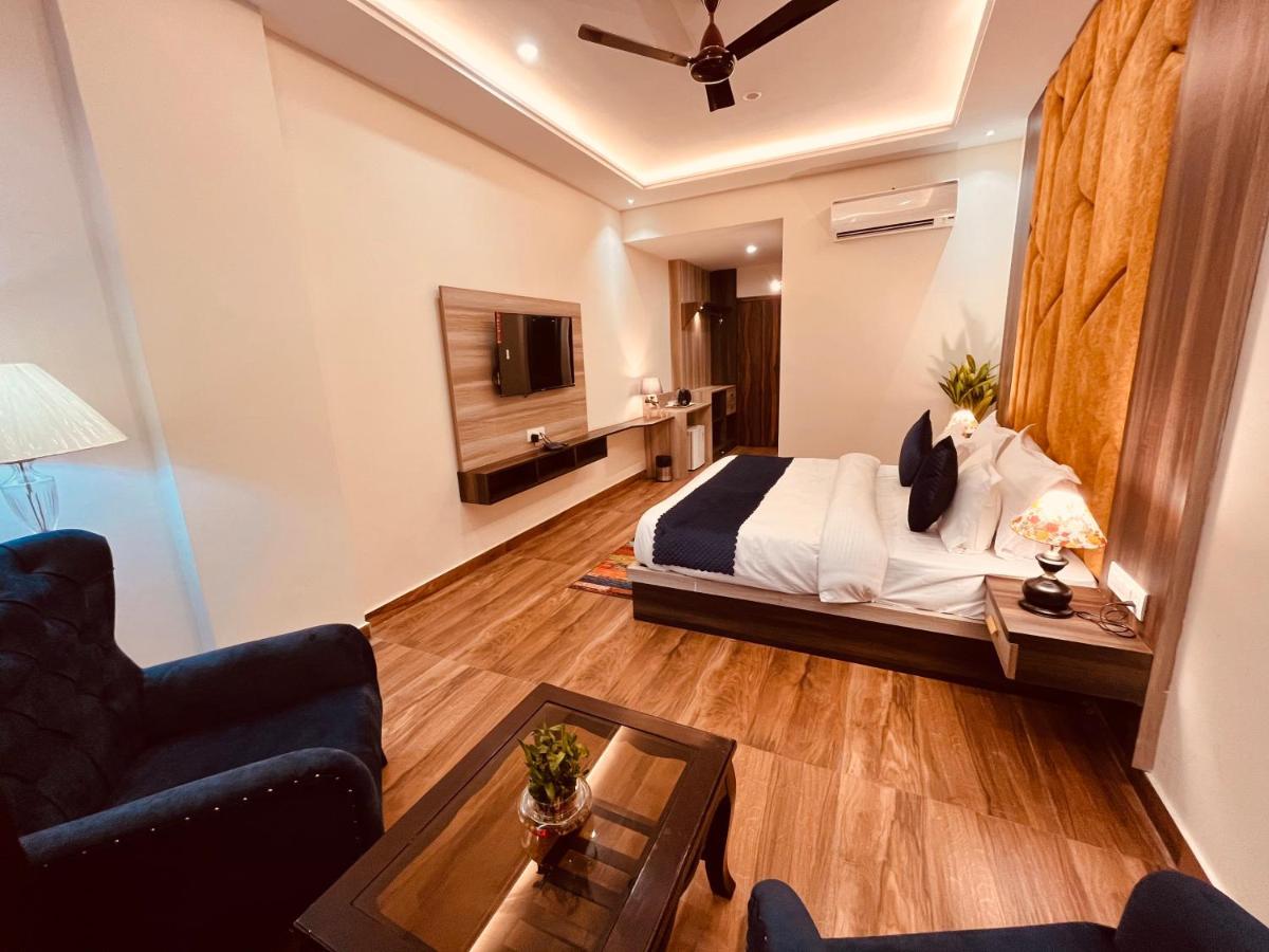 Gange Blossam Resort, Haridwār Екстериор снимка